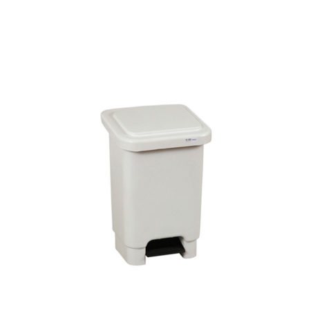 lixeira-quadrada-com-pedal-25-litros-em-polipropileno